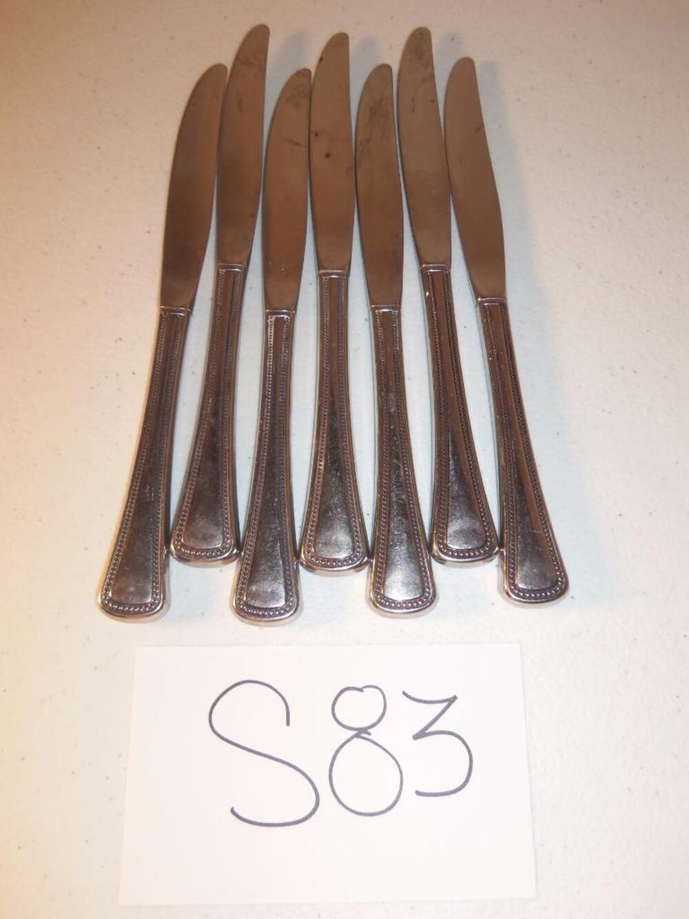 7 Oneida Needlepoint Modern Hollow Dinner Knives Stainless 1881 Rogers -0516S83